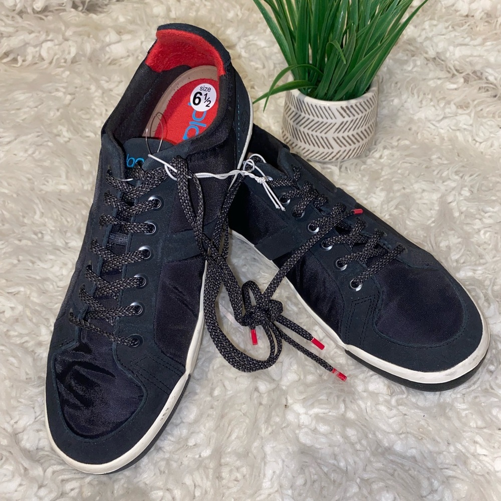 50%offw ❤️PLAE SNEAKERS ( UNISEX 4 M/ 6.5W PROSPECT unisex Sneakers Black S16